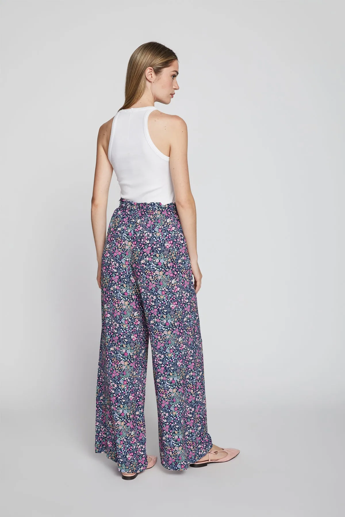 Bailey 44 Monty Pant in Ditzy Floral sold by Bailey 44 product image thumbnail 3