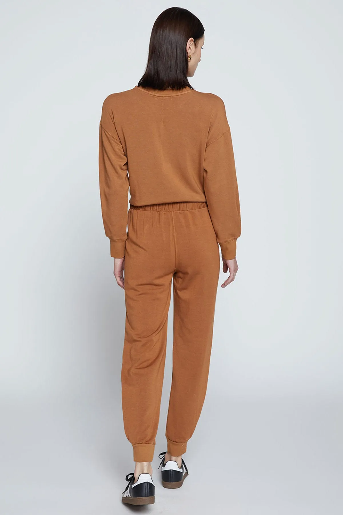 Stateside Softest Fleece Pleated Hem Jogger in Toffee sold by Bailey 44 product image thumbnail 4