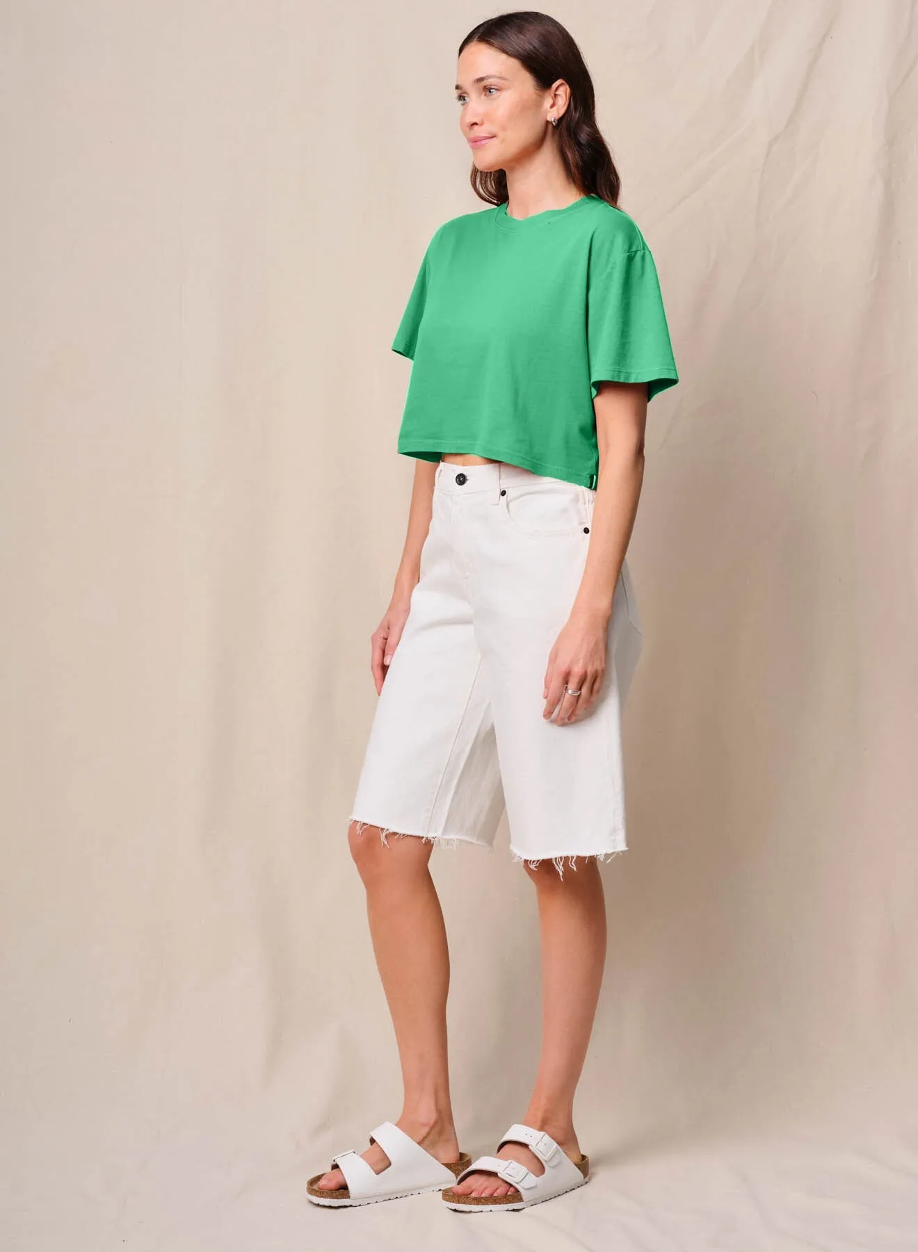 Cloud Jersey Cropped Boy Tee in Kelly Green sold by Bailey 44 product image thumbnail 3