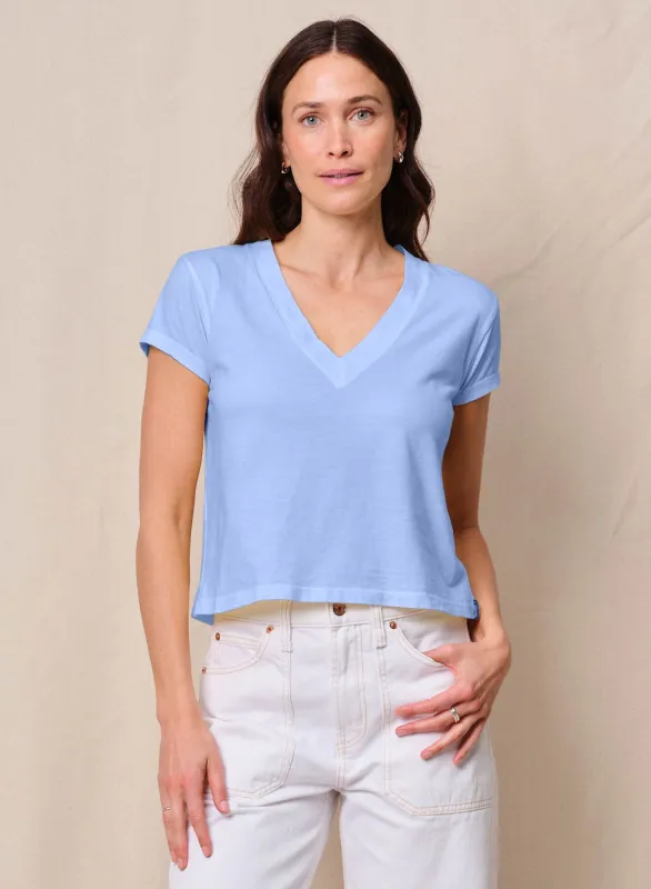 Cloud Jersey Short Sleeve V-Neck in Summer Sky sold by Bailey 44