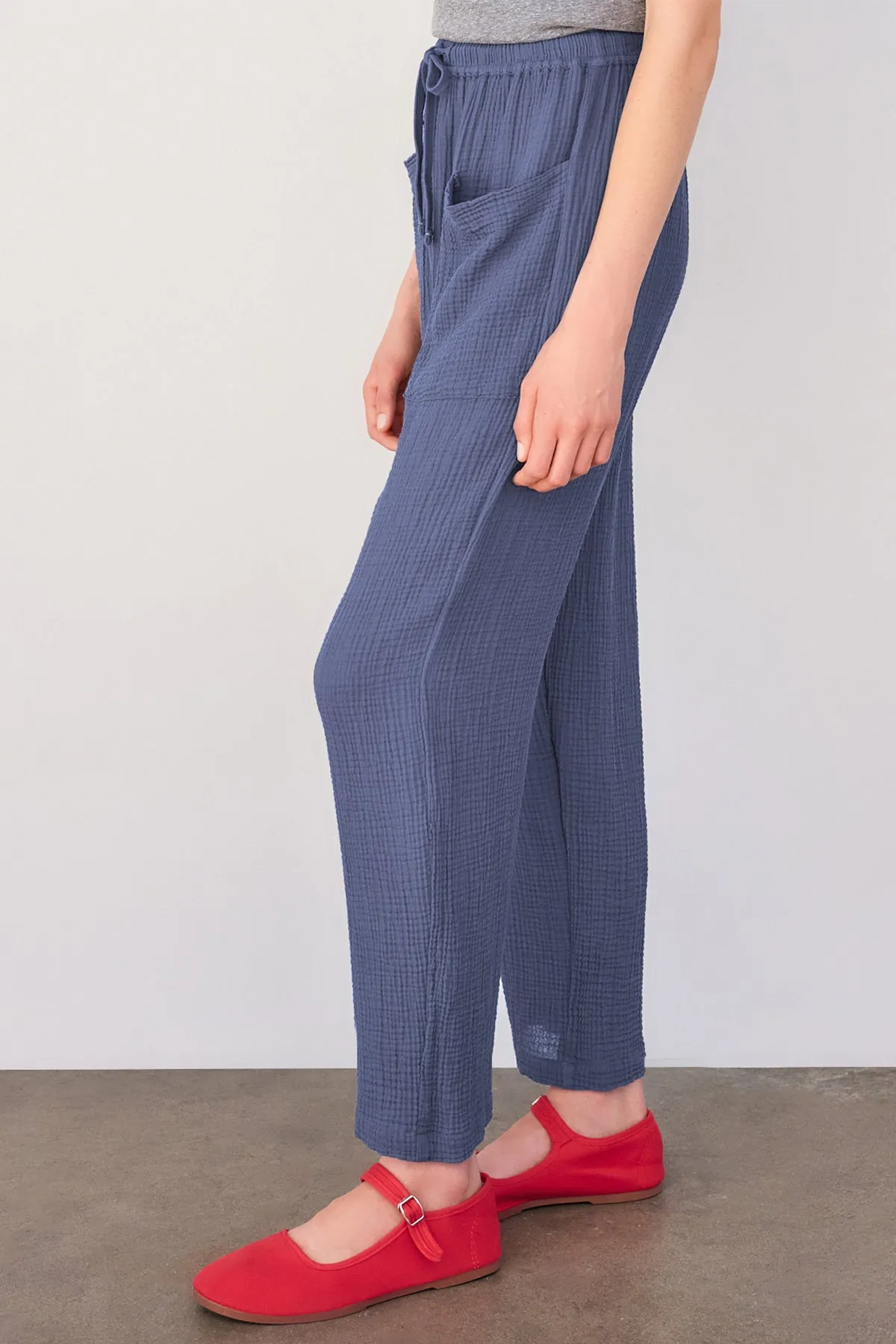 Sundry Pull-on Pant with Patch Pockets in Navy sold by Bailey 44 product image thumbnail 3