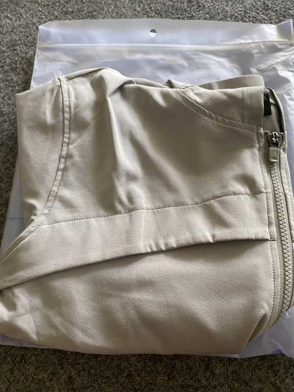 The Further Jacket - Fog - Revitalized sold by Balance Athletica product image thumbnail 4