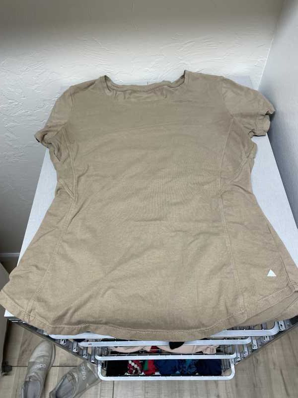 The Echo Tee - Dune - Revitalized sold by Balance Athletica product image thumbnail 4