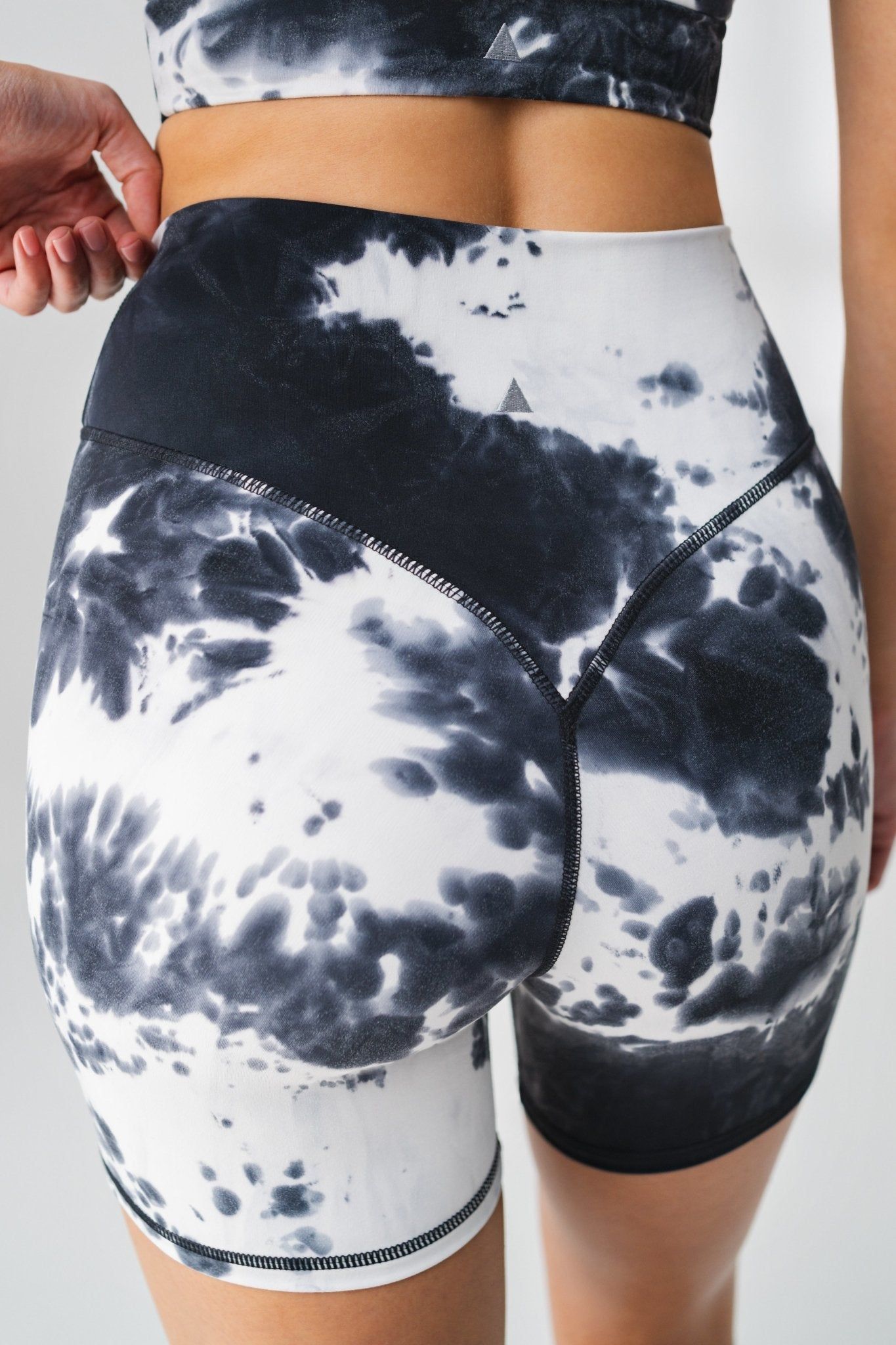 The Cloud Volley Short - Avalanche - Revitalized sold by Balance Athletica product image thumbnail 5