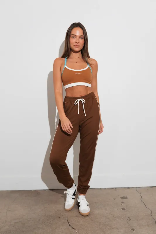 Vitality Motive Jogger - Toffee Contrast made by Vitality