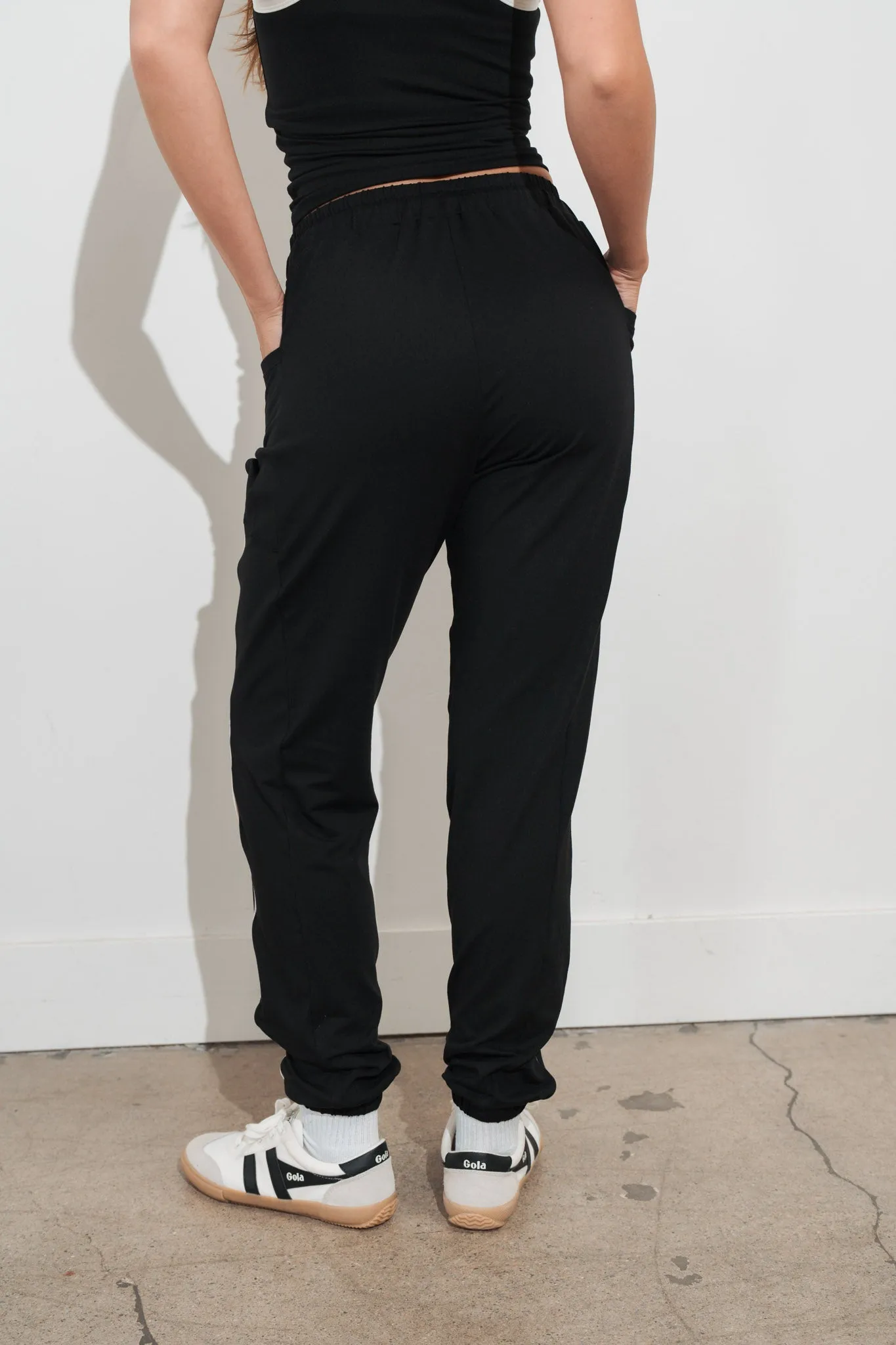 Vitality Motive Jogger - Midnight Contrast sold by Balance Athletica product image thumbnail 3