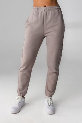 Cozy Jogger - Champagne  - Revitalized made by Balance Athletica