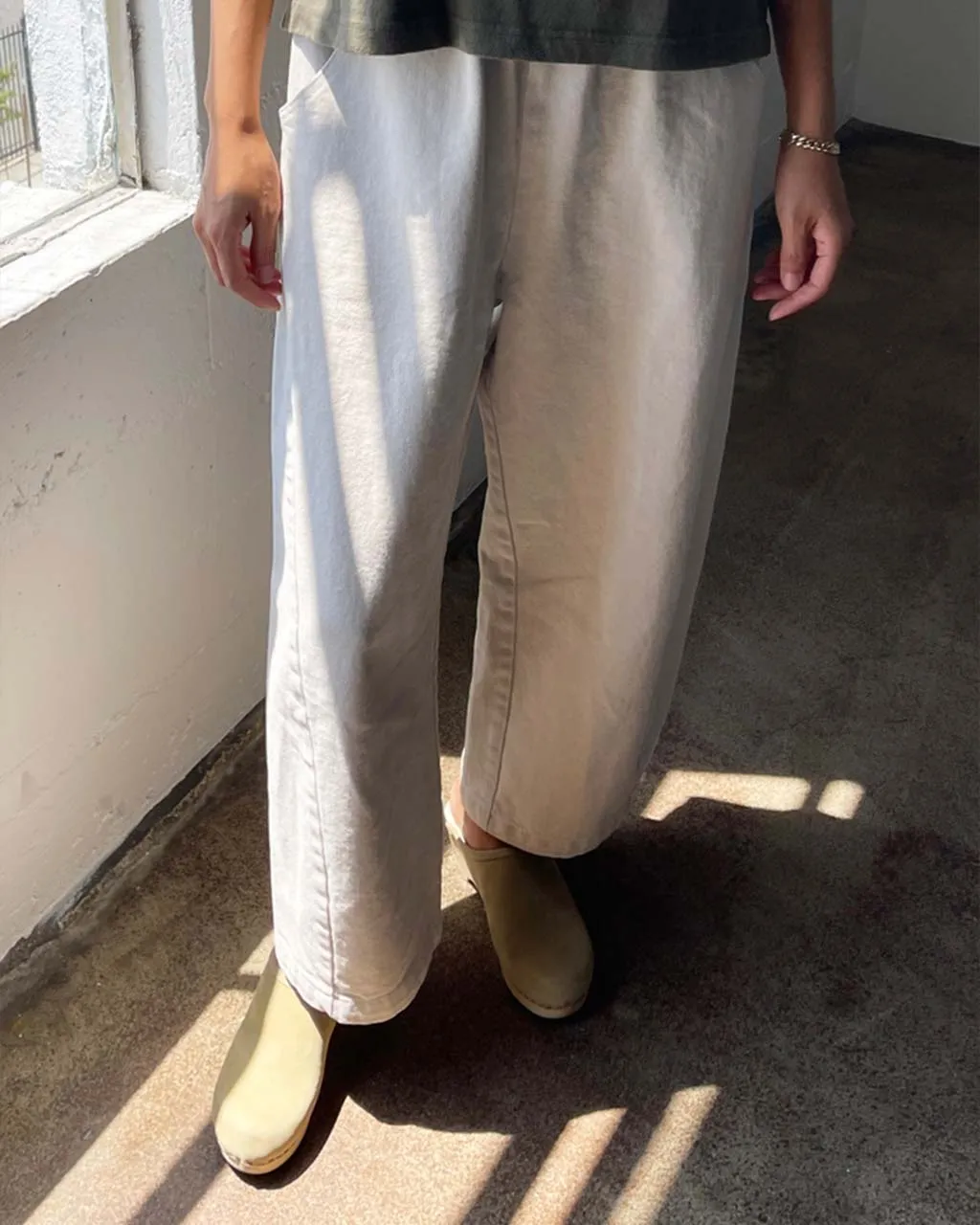 Arc Pants - Naturel sold by ban.do