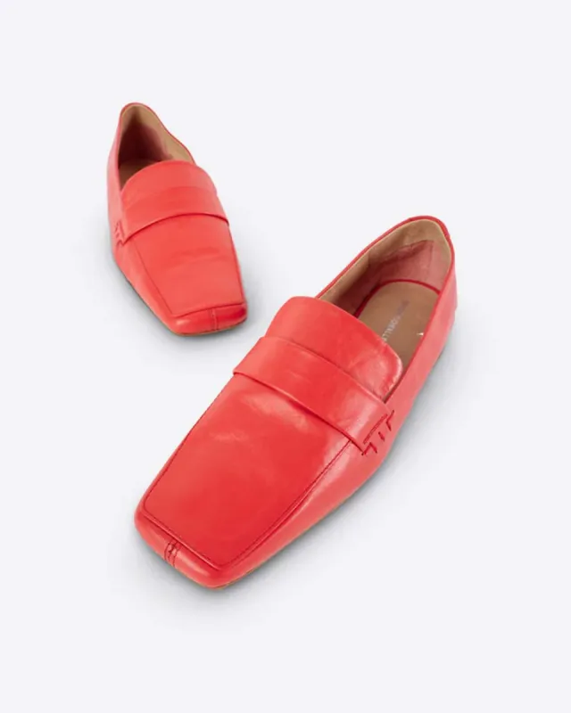 Pinky Loafer - Cherry sold by ban.do