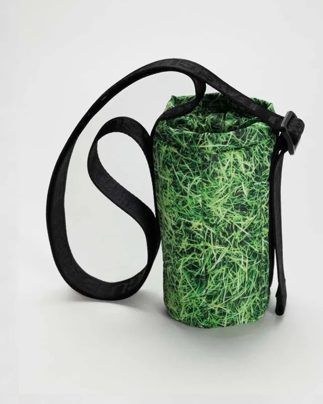 Puffy Water Bottle Sling - Grass sold by ban.do