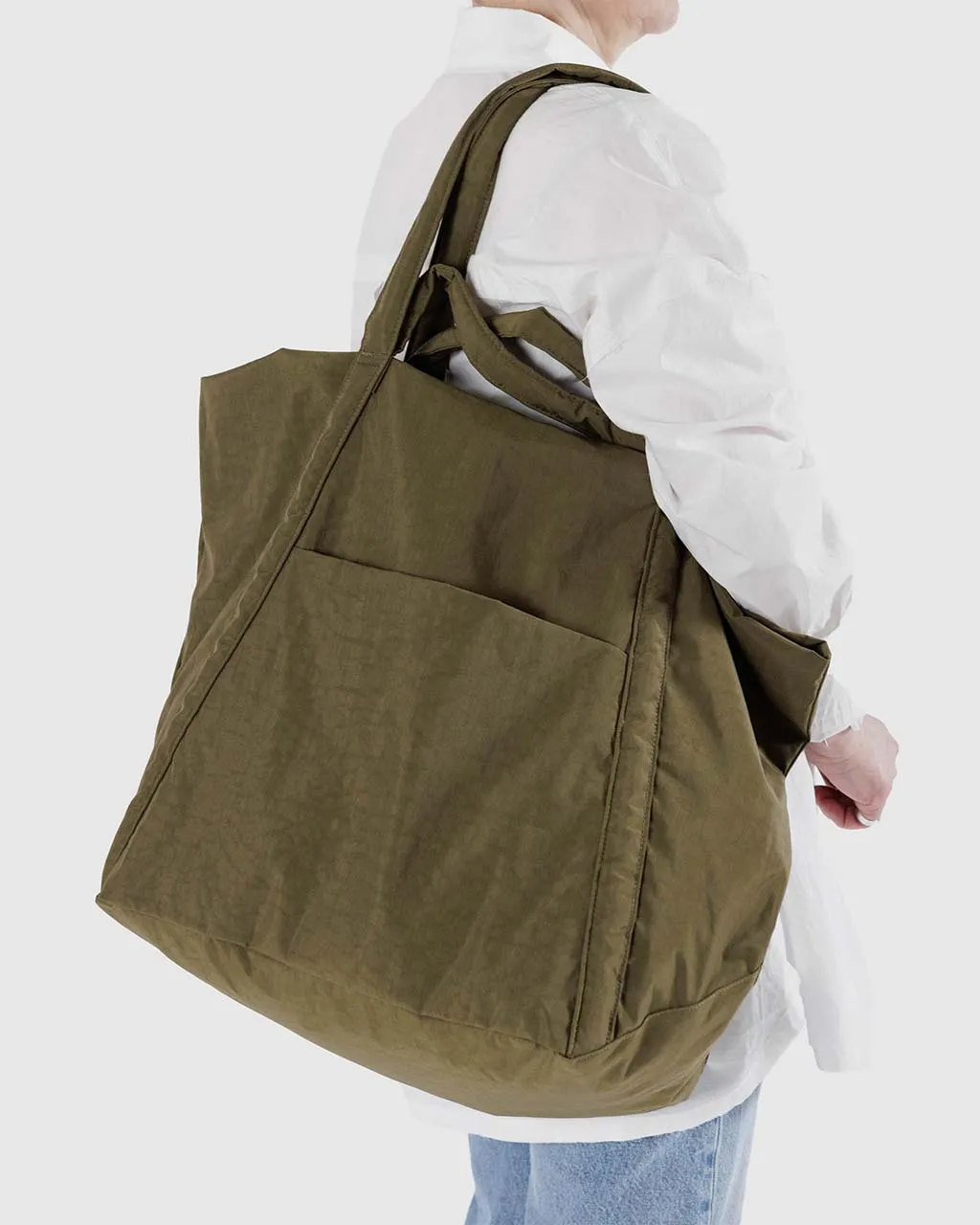 Travel Cloud Bag - Seaweed sold by ban.do product image thumbnail 2