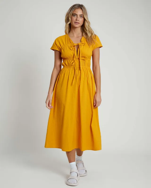 Tie Front Seersucker Midi Dress sold by ban.do