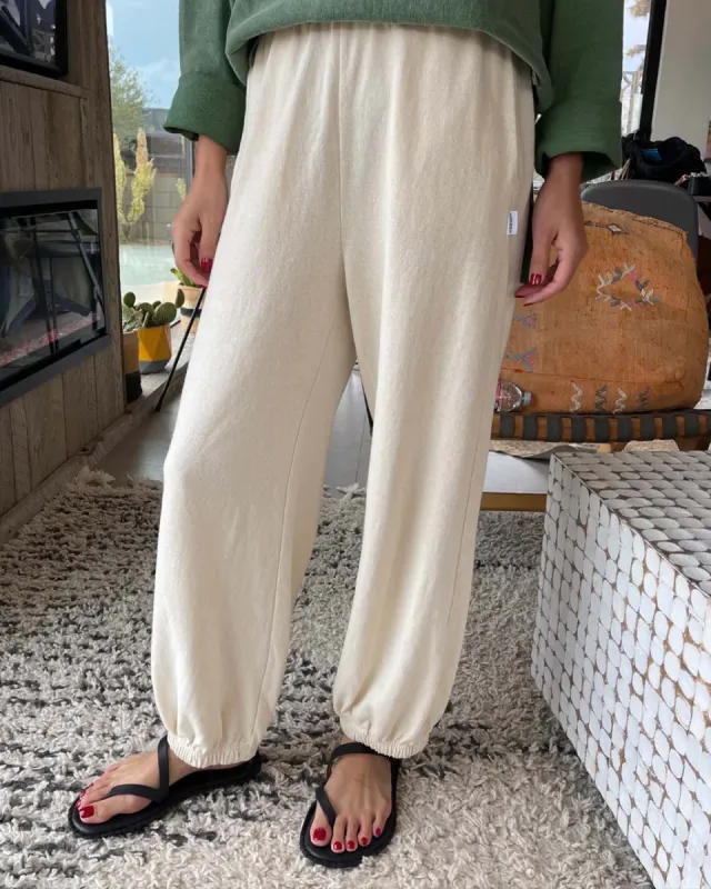 Balloon Pants - Naturel sold by ban.do