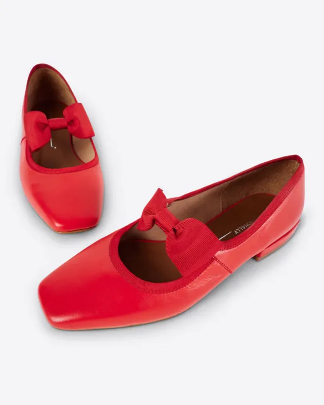 London Mary Jane - Cherry sold by ban.do