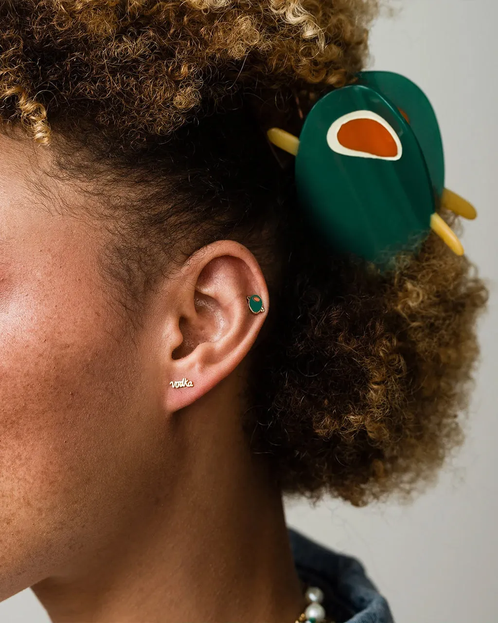 Olive Hair Claw Clip sold by ban.do product image thumbnail 4