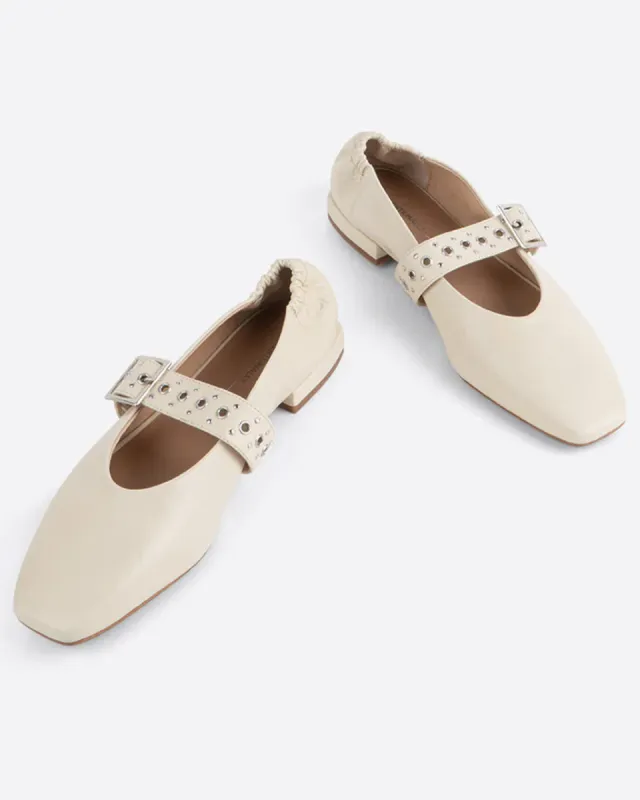 Forum Mary Jane - Creme sold by ban.do