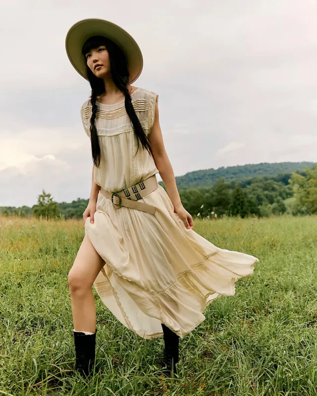 Meadows Edge Maxi Dress - Tea sold by ban.do