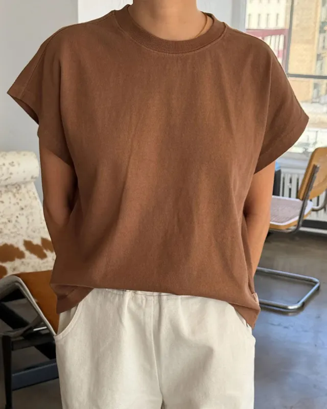 Jeanne Tee - Mud sold by ban.do