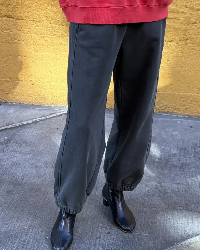 French Terry Balloon Pants - Coal sold by ban.do