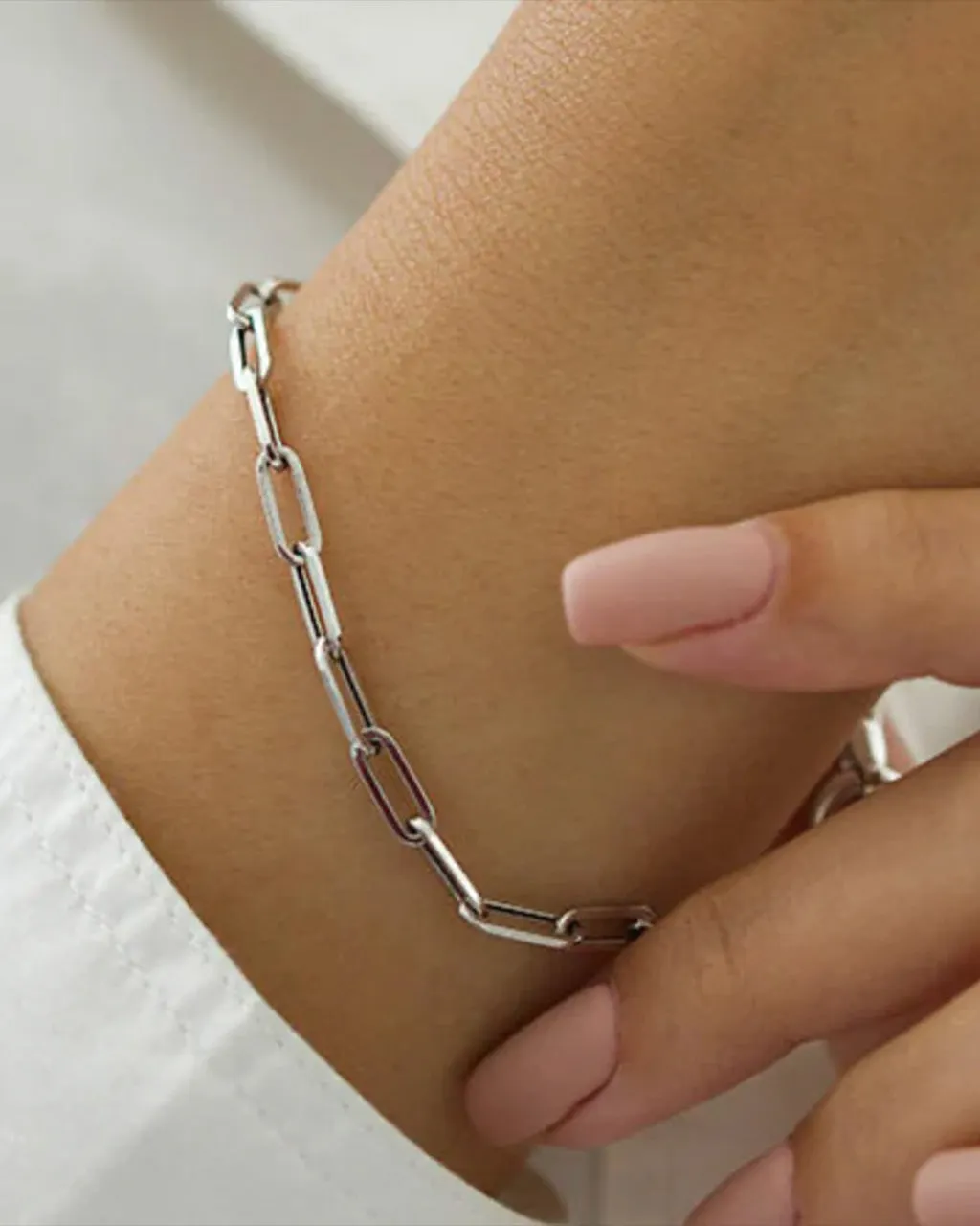 Paperclip Bracelet - Silver sold by ban.do