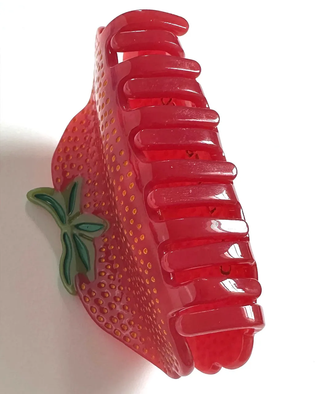 Mega Berry Hair Claw sold by ban.do product image thumbnail 3