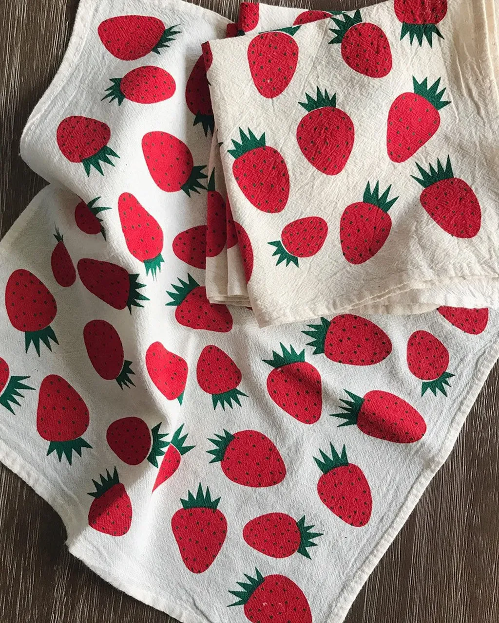 Natural Cotton Cloth Napkins - Red Strawberries sold by ban.do product image thumbnail 2