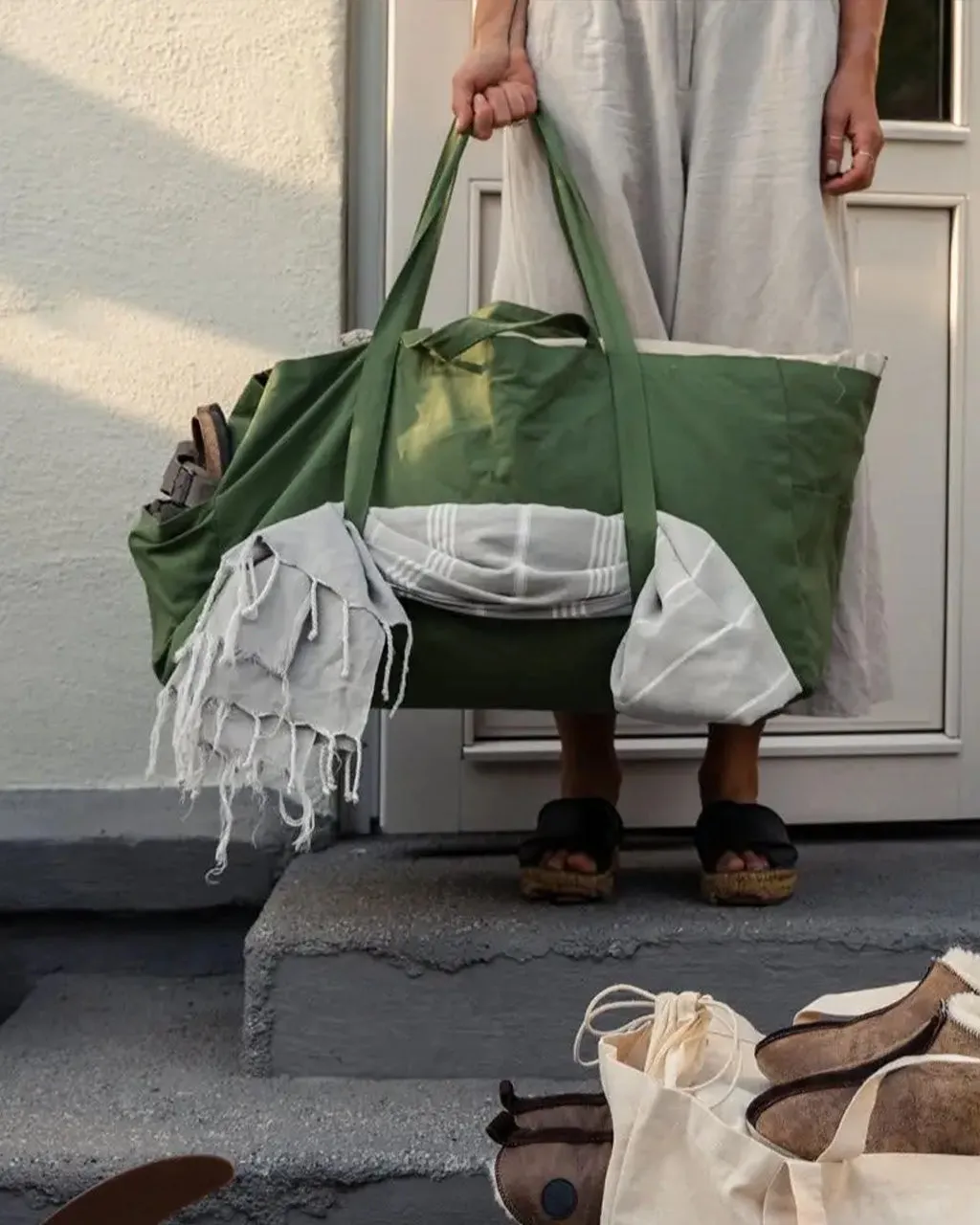 Large Cloth Crate Tote Bag - Green sold by ban.do product image thumbnail 4