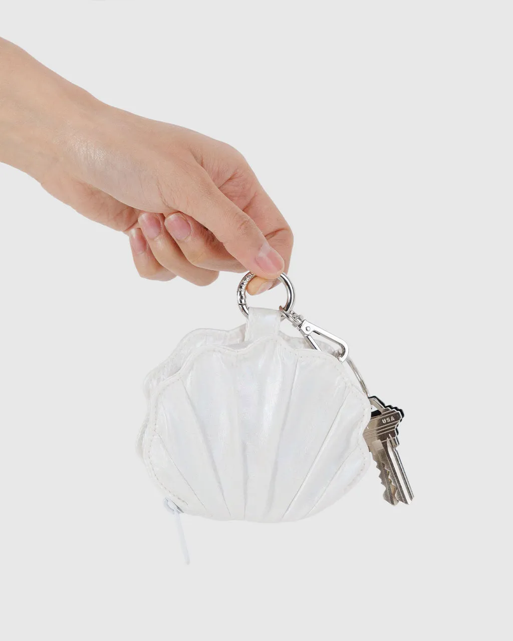 Shell Charm - Pearl Metallic sold by ban.do product image thumbnail 3