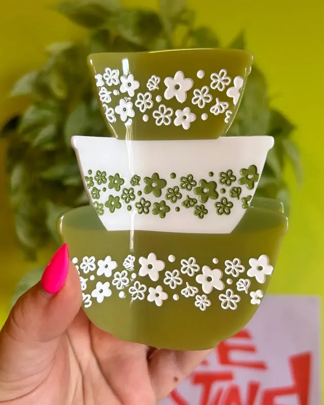 Retro Bowls Hair Claw sold by ban.do