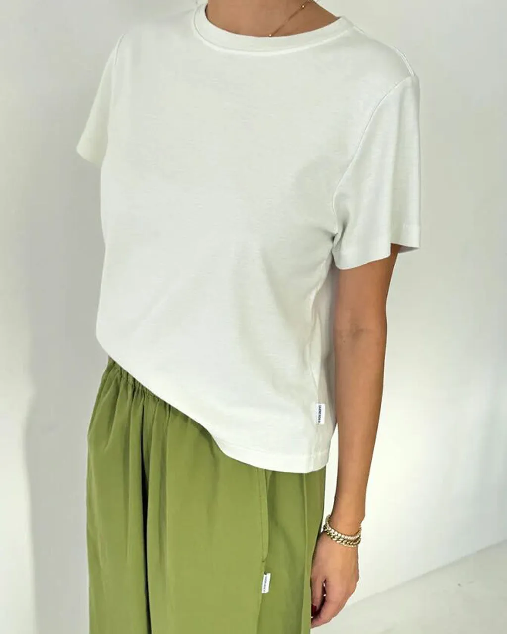 Noel Tee - Chalk sold by ban.do product image thumbnail 3