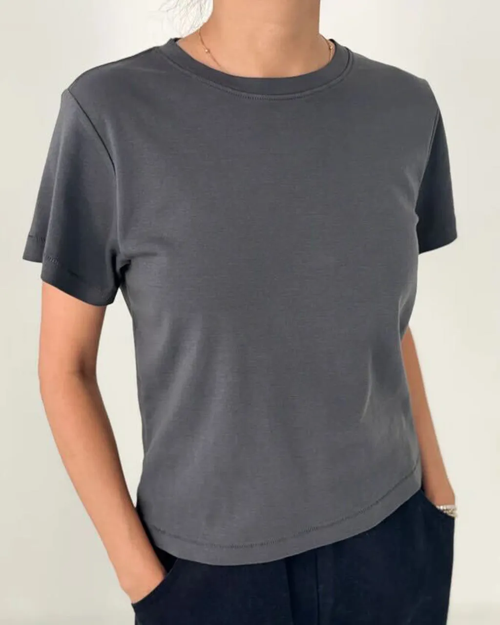 Noel Tee - Dark Ash sold by ban.do product image thumbnail 2