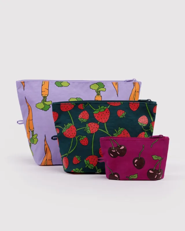 Go Pouch Set - Carrots + Berries sold by ban.do