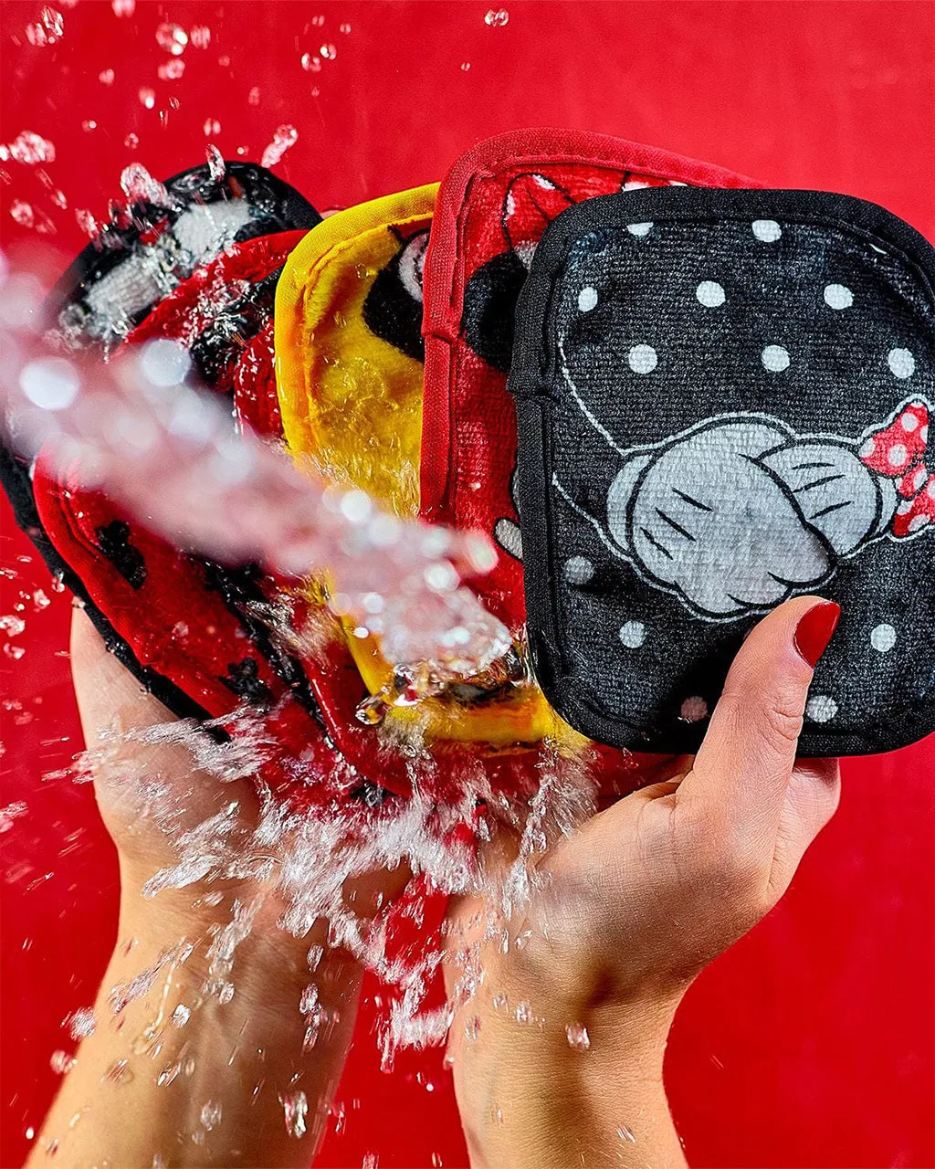 Mickey & Minnie Makeup Eraser - 7 Day Set sold by ban.do product image thumbnail 3