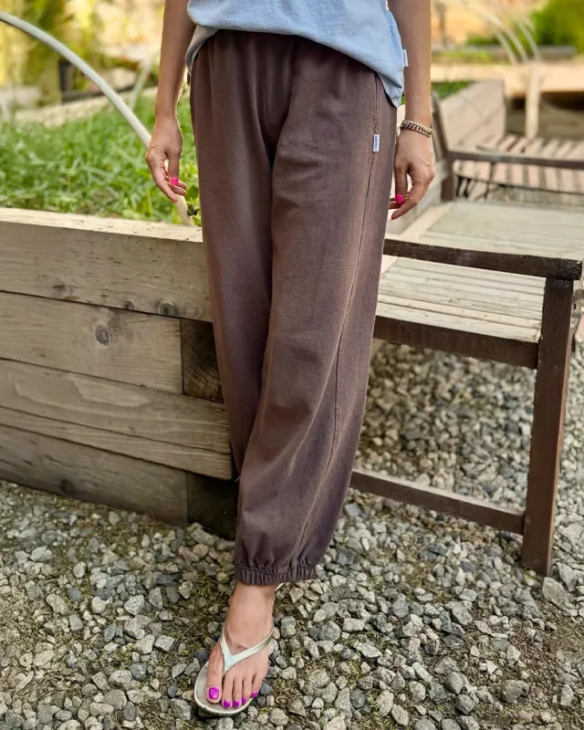 Balloon Pants - Chocolate made by Le Bon Shoppe