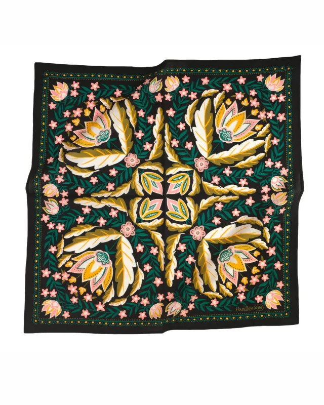 No. 056 - Betty Bandana made by ban.do