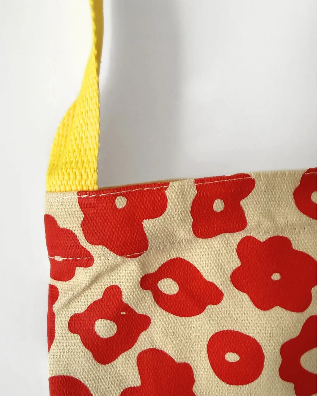 Celeste Wine Tote - Poppy + Sunshine sold by ban.do product image thumbnail 3