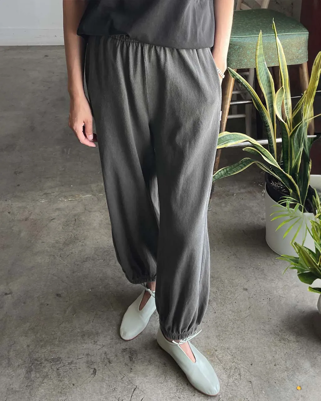 Balloon Pants - Coal sold by ban.do product image thumbnail 2