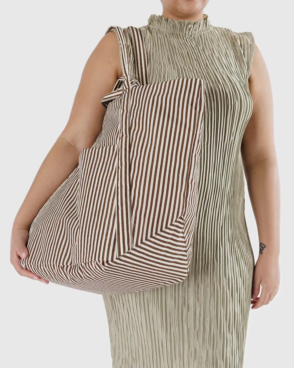 Travel Cloud Bag - Brown Stripe sold by ban.do product image thumbnail 2