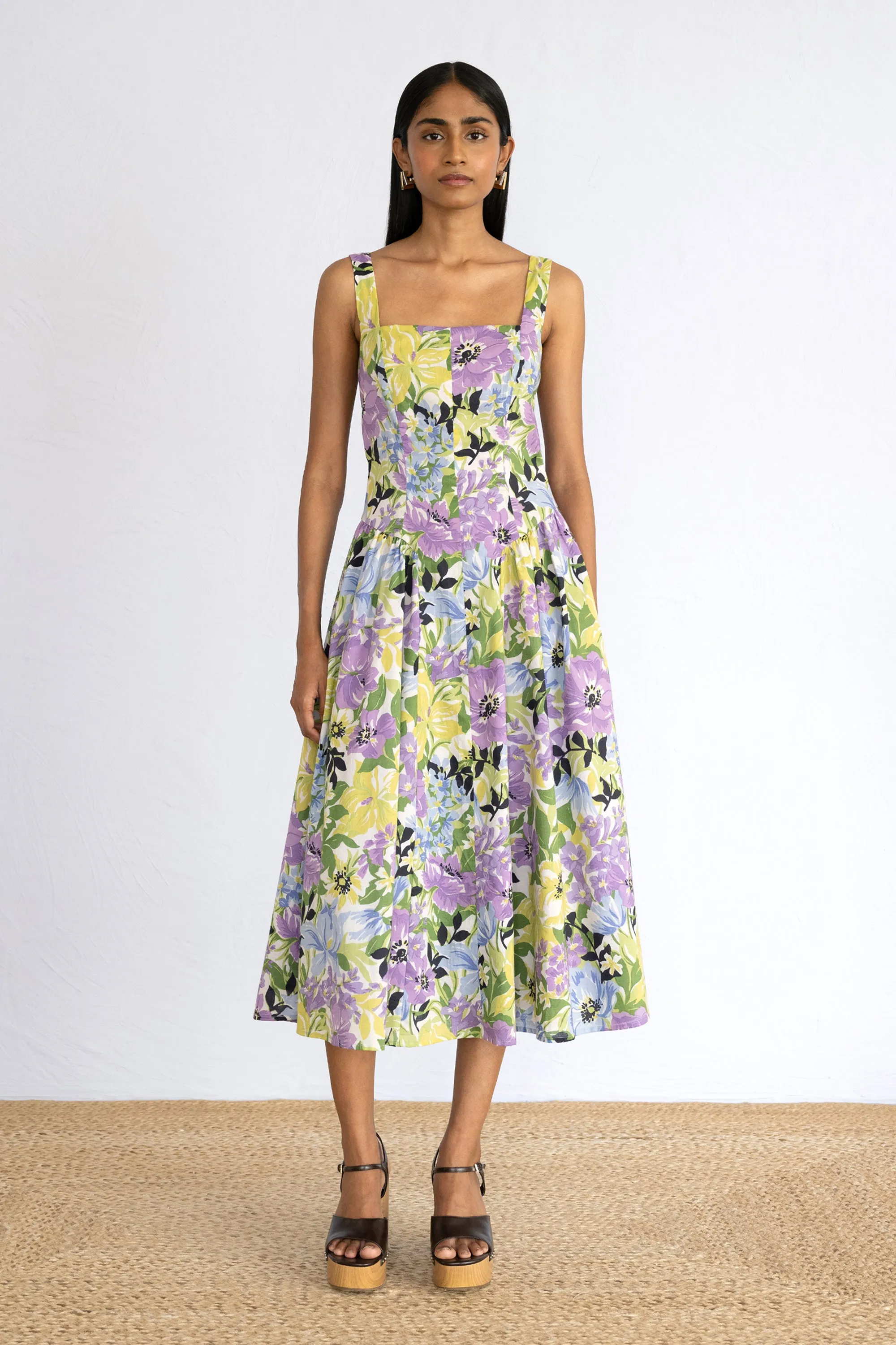 Aurora Dress Bouquet Chive sold by Banjanan