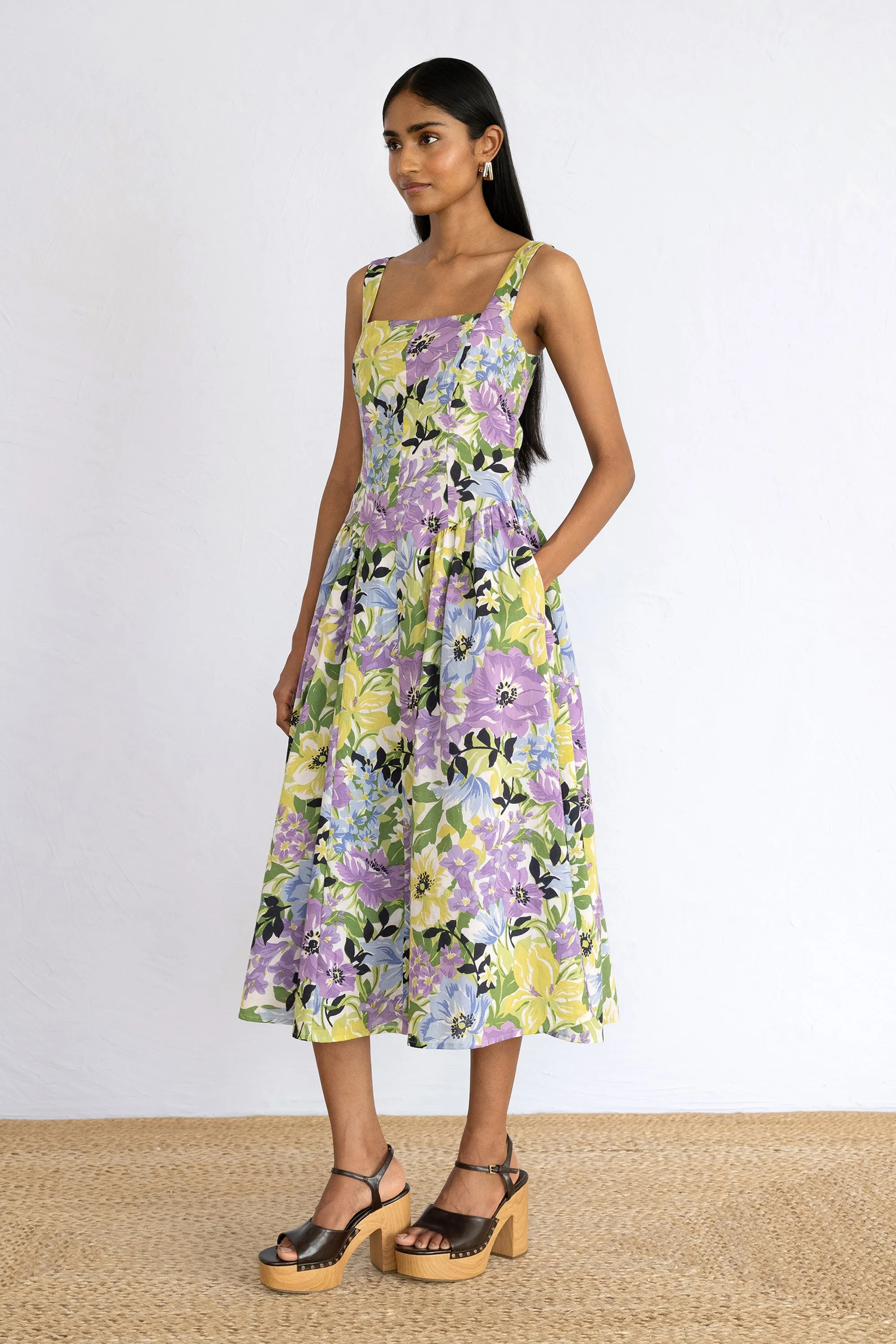 Aurora Dress Bouquet Chive sold by Banjanan product image thumbnail 3