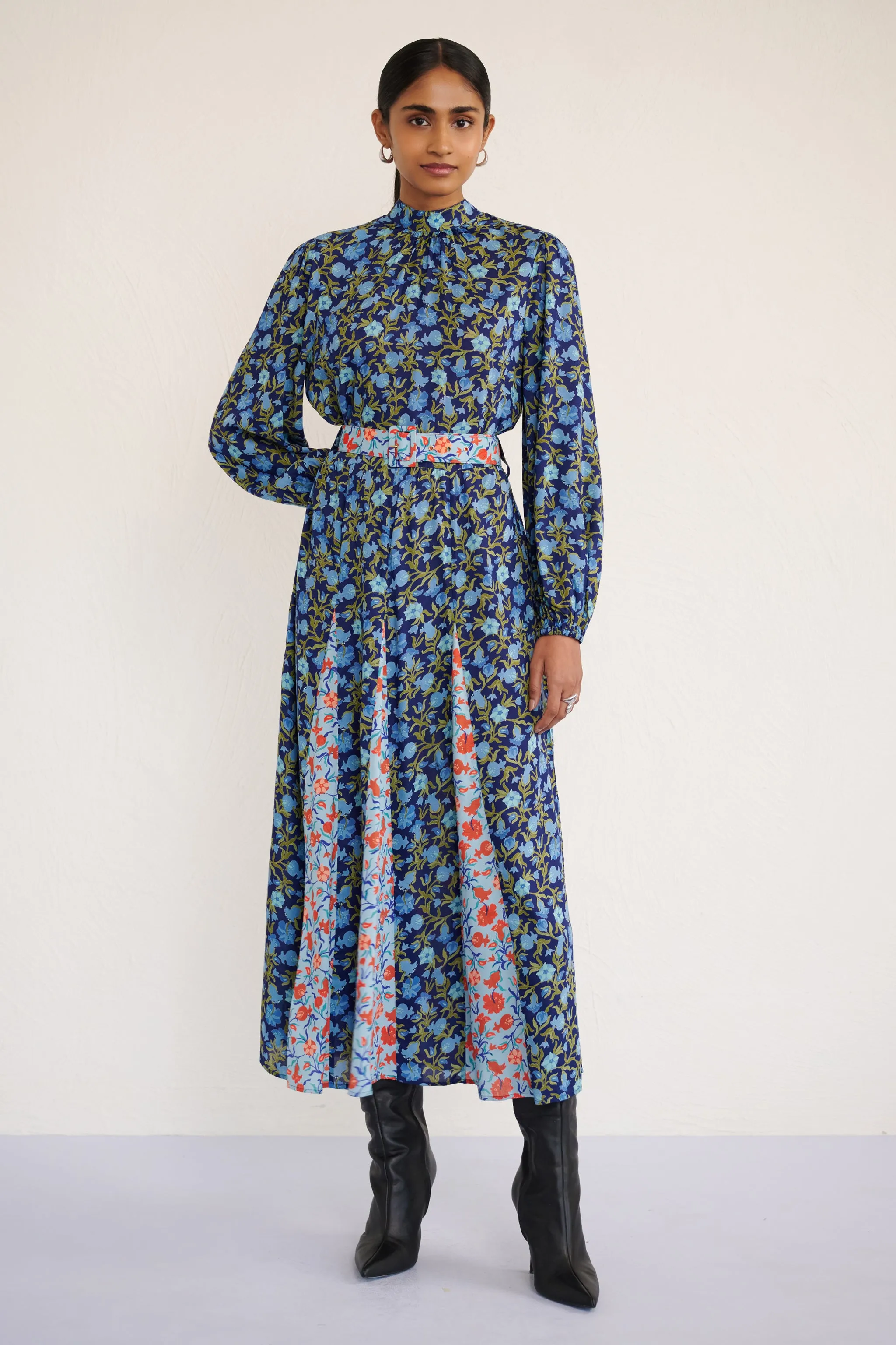 Sumina Dress Pomegranate Vine Lapis sold by Banjanan product image thumbnail 5