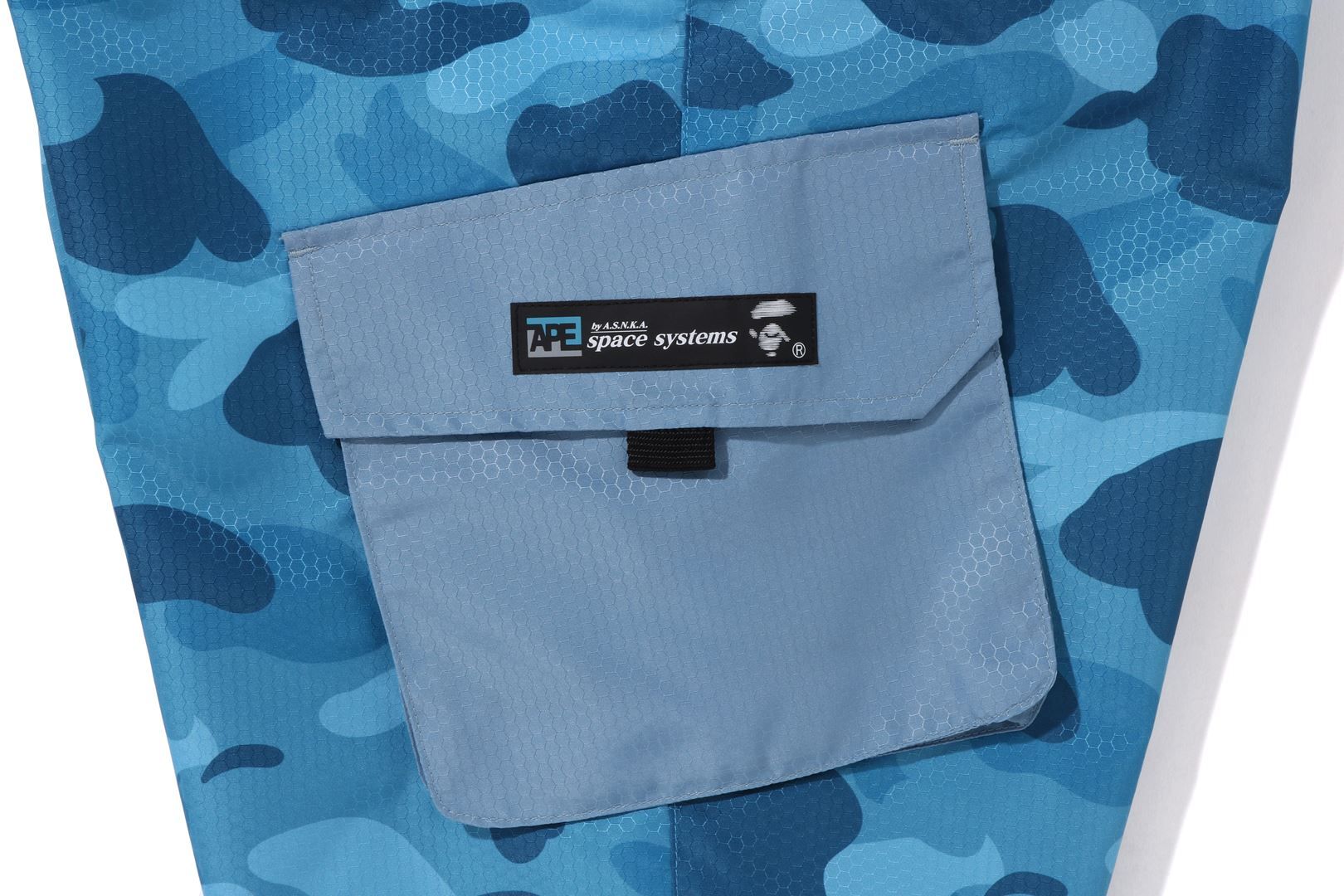 HONEYCOMB CAMO CARGO SHORTS sold by Bape product image thumbnail 6