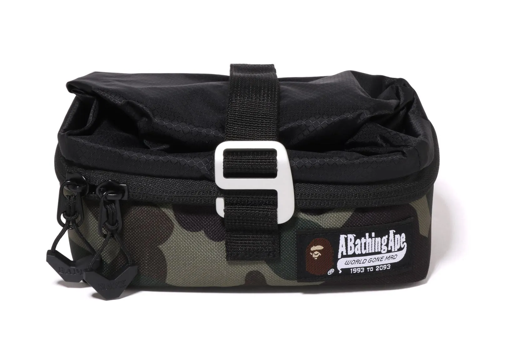 BAPE CAMO BAG IN COOLER sold by Bape