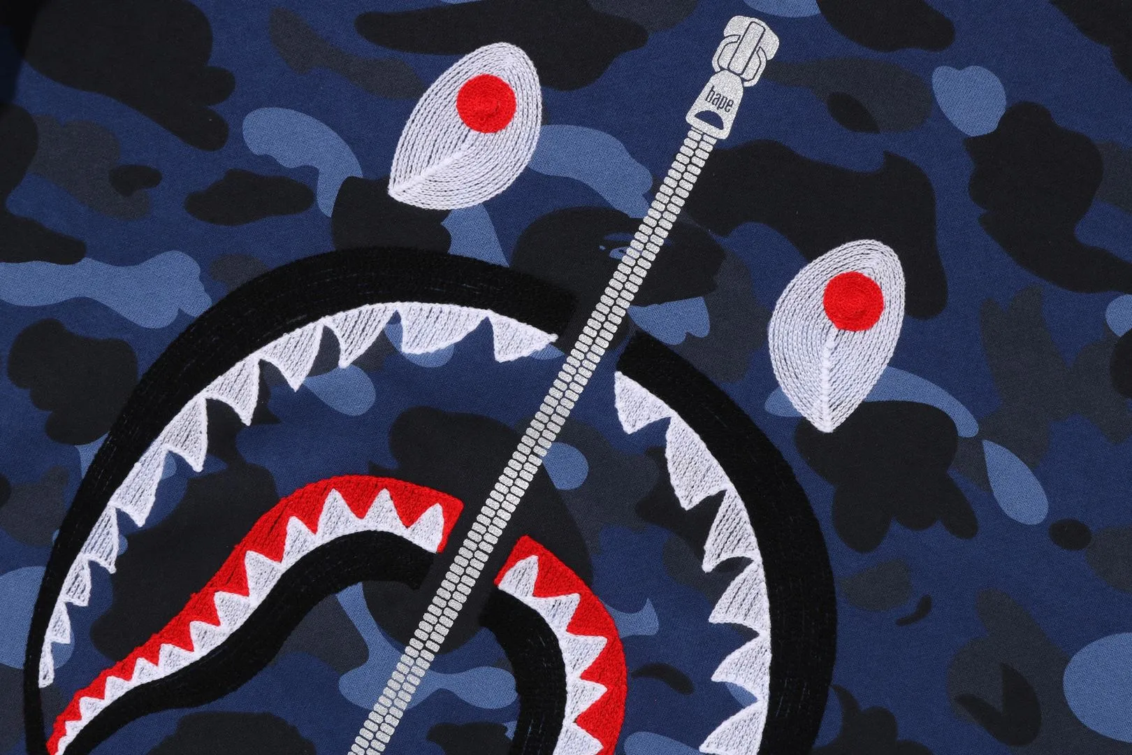 COLOR CAMO EMBROIDERY SHARK CREWNECK sold by Bape product image thumbnail 4