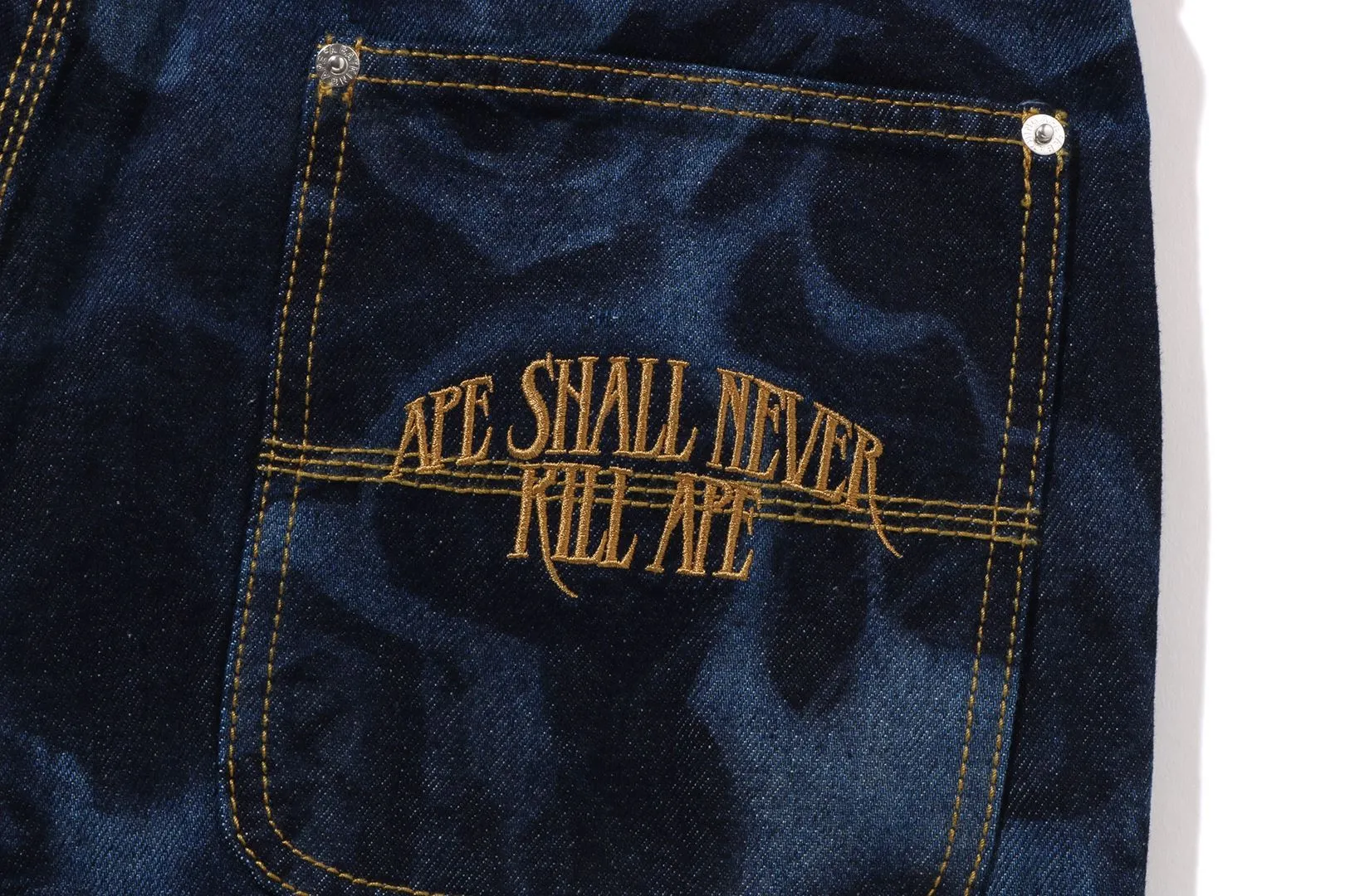 FLORAL CAMO JACQUARD RELAXED FIT 13OZ DENIM WORK PANTS sold by Bape product image thumbnail 4