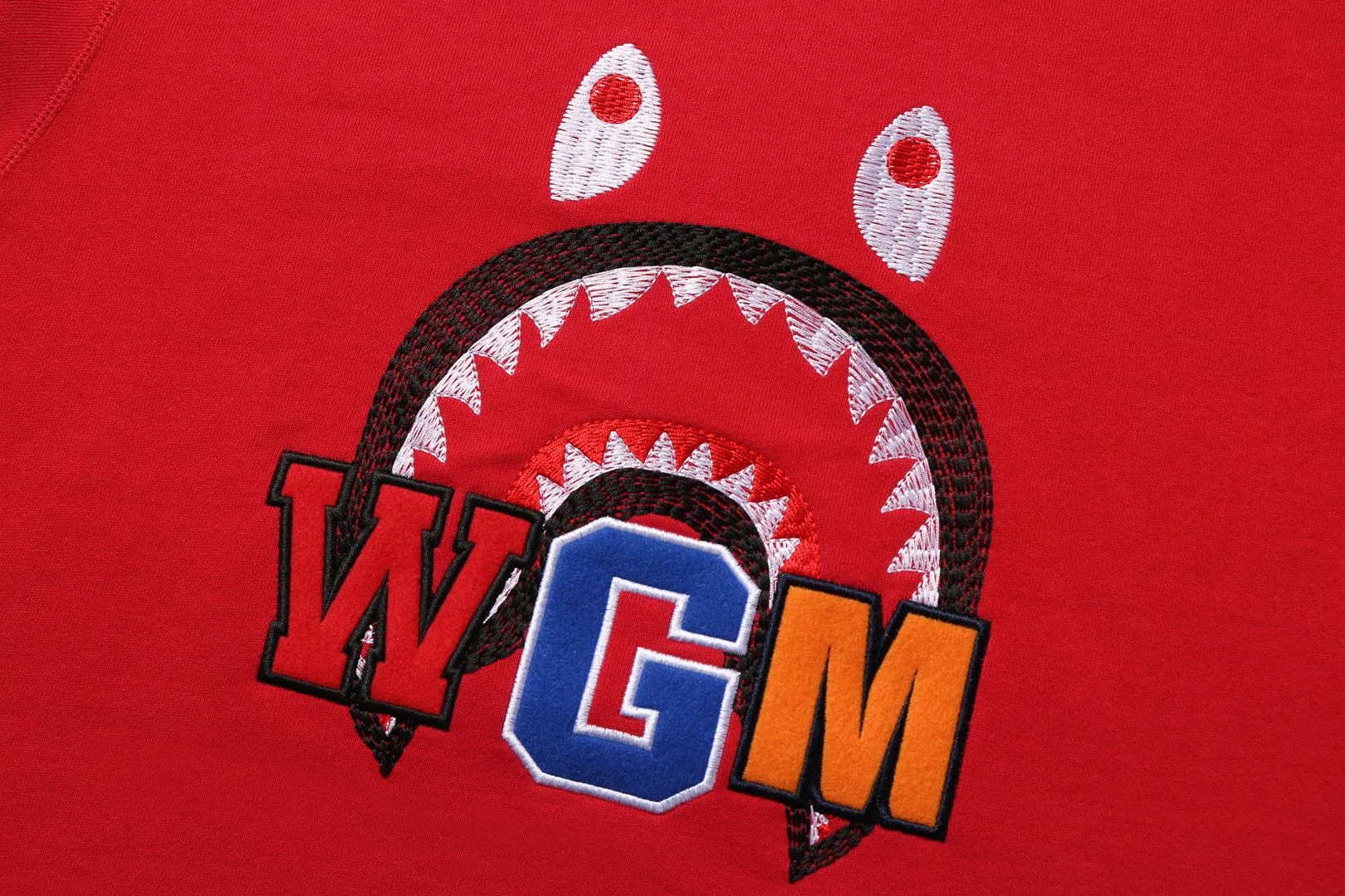 SHARK EMBROIDERY CREWNECK sold by Bape product image thumbnail 5