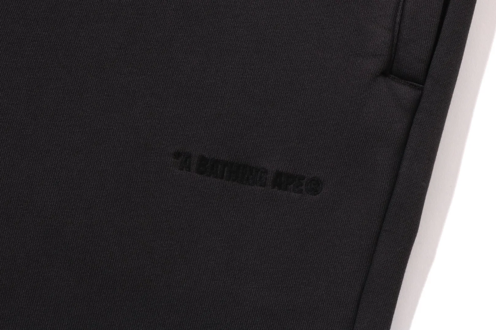 BATHING APE LOGO RELAXED FIT SWEATPANTS sold by Bape product image thumbnail 4