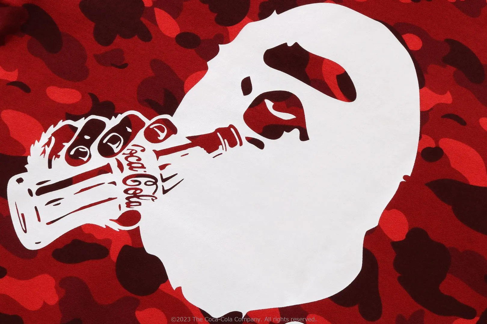 【 BAPE X Coca-Cola 】COLOR CAMO APE HEAD PULLOVER HOODIE sold by Bape product image thumbnail 5