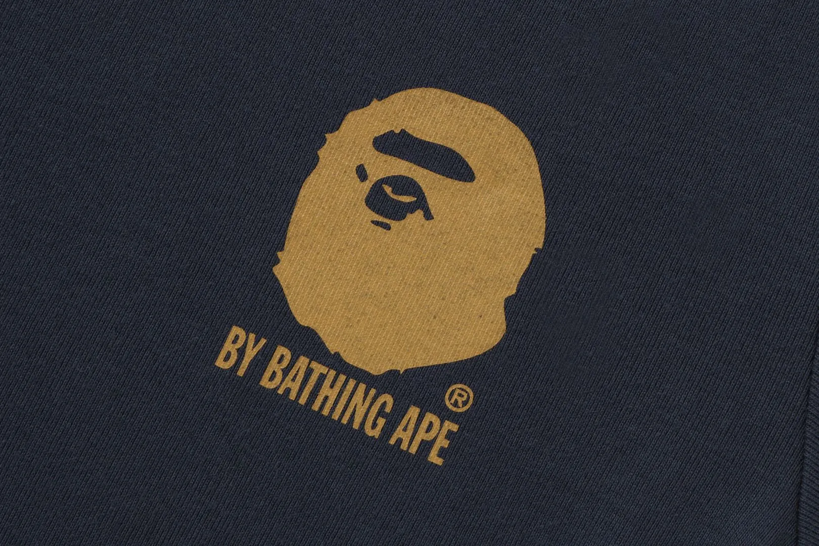 BATHING APE CROPPED TRIM TEE sold by Bape product image thumbnail 2