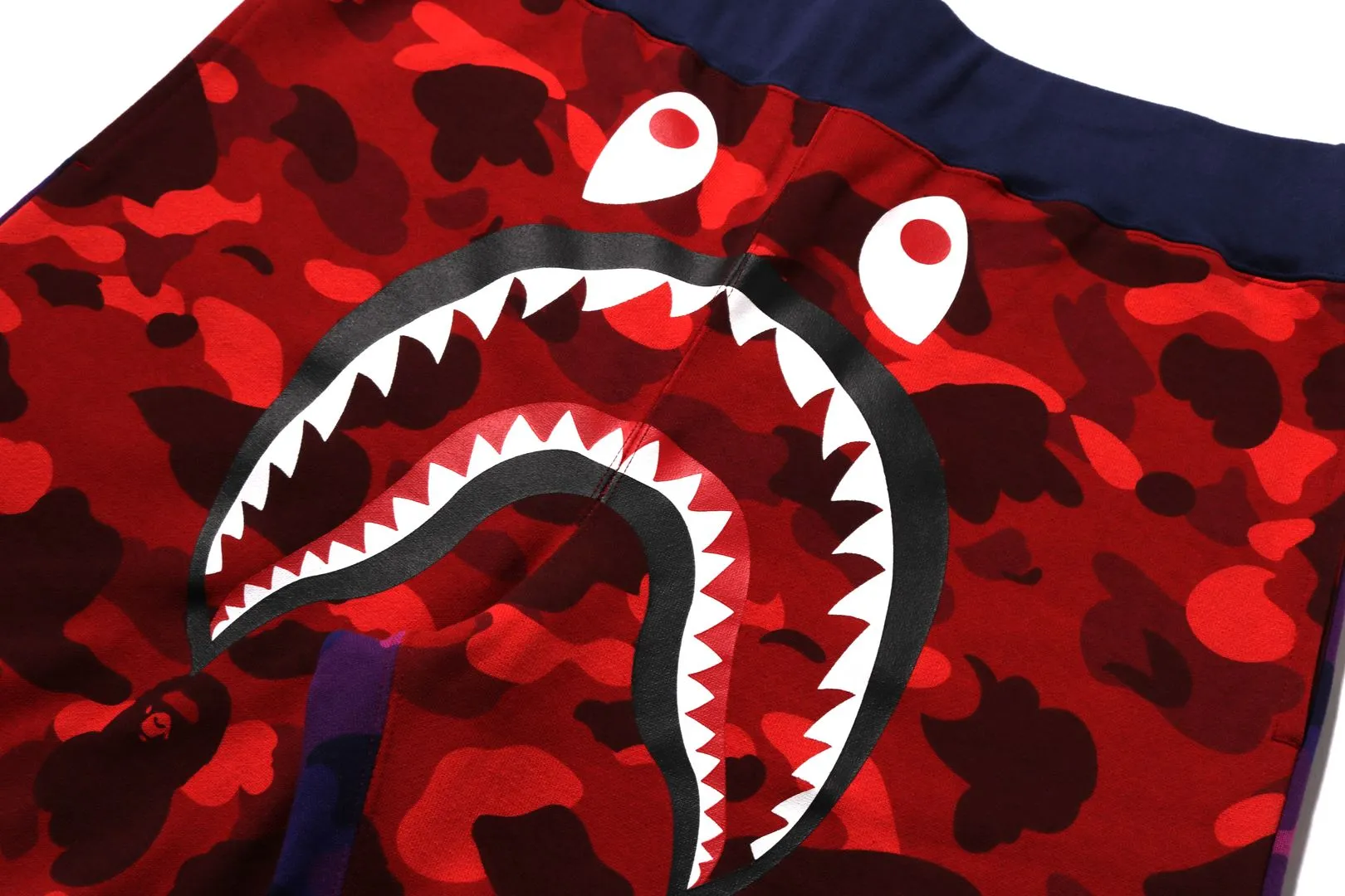 CRAZY CAMO SHARK SWEAT SHORTS sold by Bape product image thumbnail 3